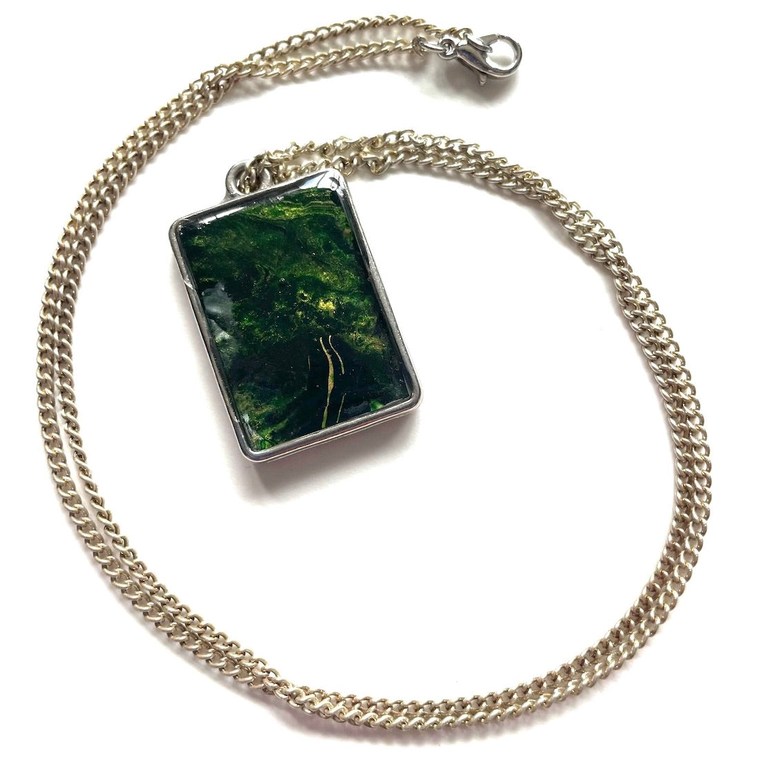 recycled fashion and design from Carini