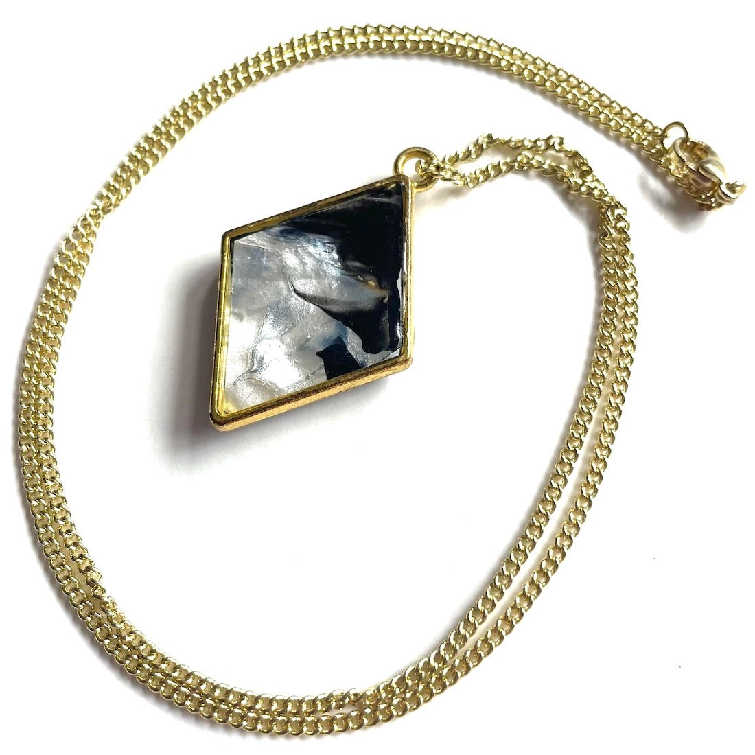 jewelry made from recycled paint from Carini Arts