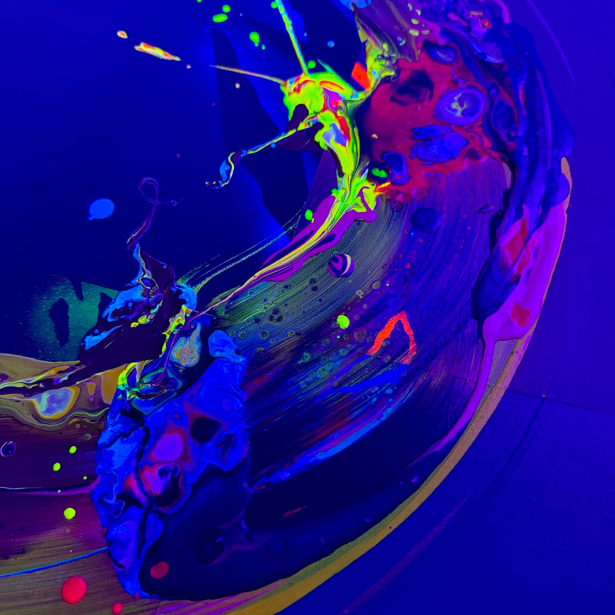 Michael Carini contemporary abstract painting and gallery art. Unique abstract artwork from Carini Arts in Southern California.