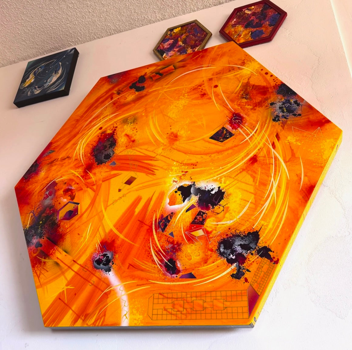 Michael Carini contemporary abstract art and acrylic painting in La Jolla. Unique geometric art that spins.